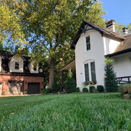 The Henry Carriage House Daire Bentonville Dış mekan fotoğraf