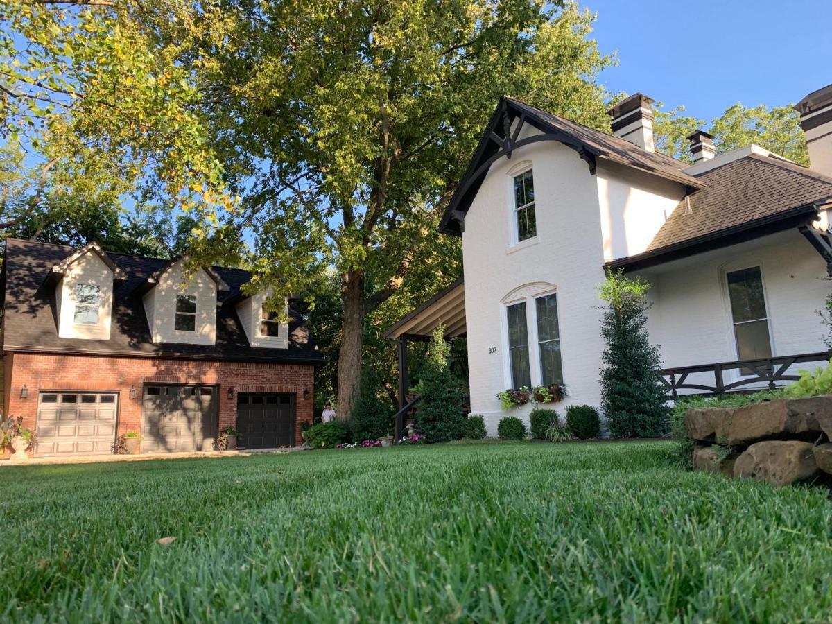 The Henry Carriage House Daire Bentonville Dış mekan fotoğraf